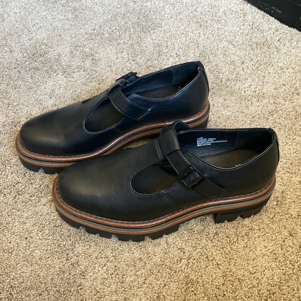 New Korks Mary Jane Platforms